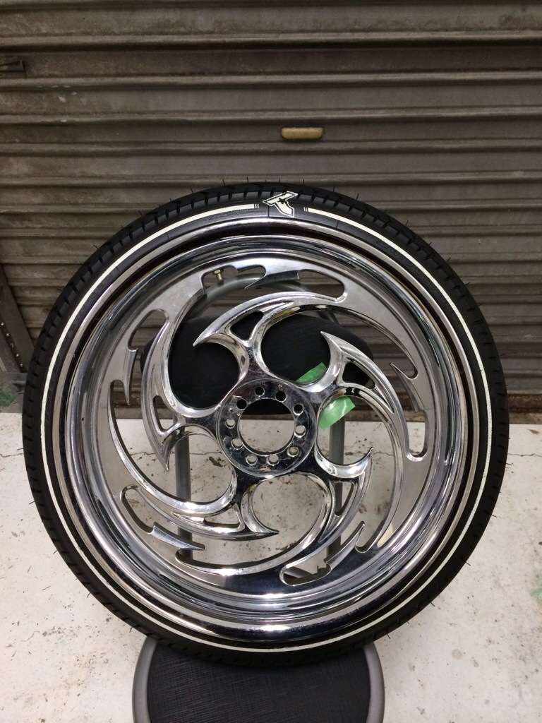 TOPMOST ビックスクーター タイヤプリント 納品！