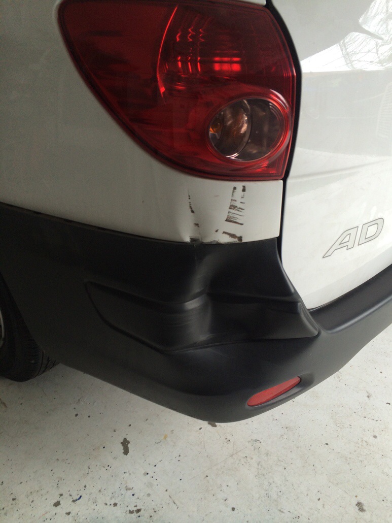 出張 簡易的な板金 ADバン