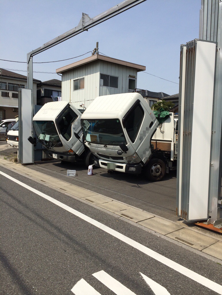 出張 トラック3ヶ月点検 オイル交換